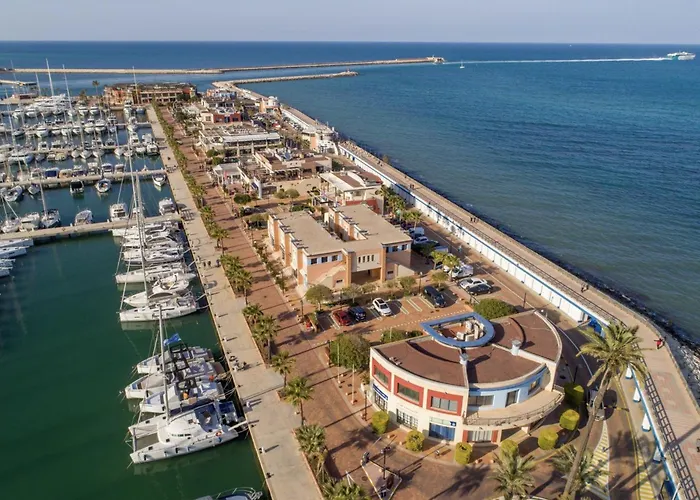 La Mediterranea De Heracles En Вілла *