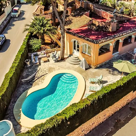 La Mediterranea De Heracles En * Denia